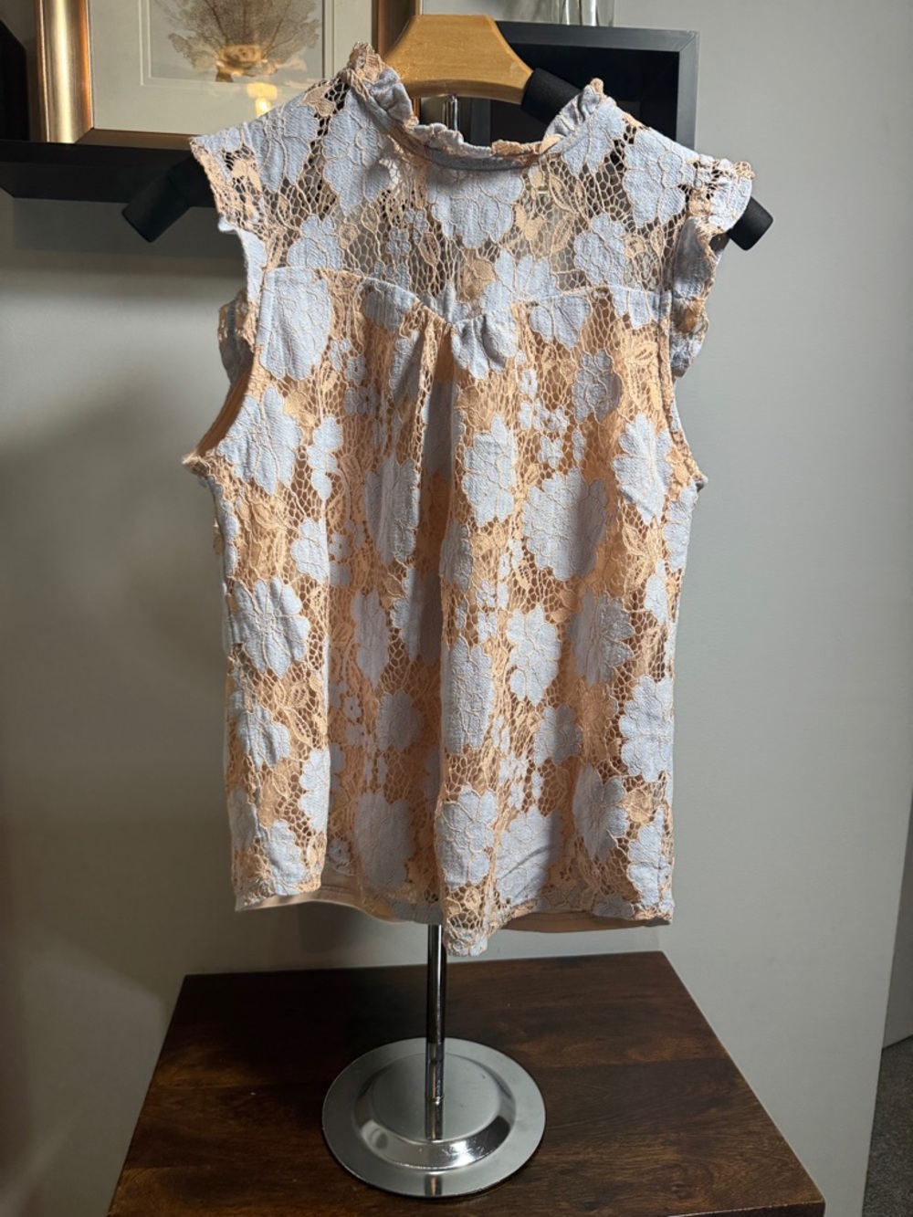 **SOLD**Monteau Lace Shell Top in White and Peach